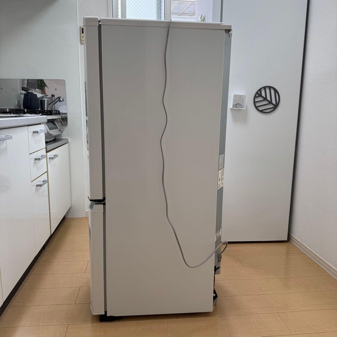 【てるてる坊主】三菱ノンフロン冷凍冷蔵庫　MR-P15EX-KB 146L