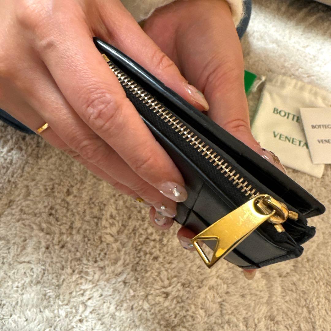 Bottega Veneta 折り財布　カセットスモール　ブラック