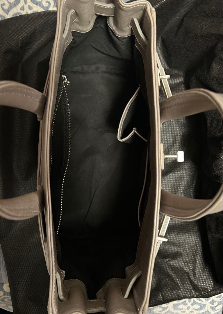 M.U.L. グレー レザーハンドバッグ