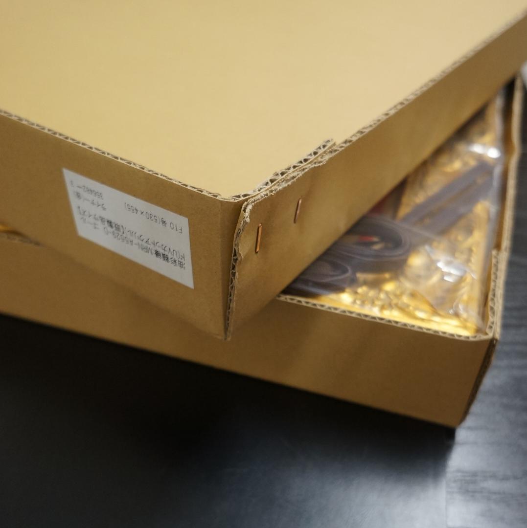 0018　額縁　油絵　新品　未開封　ゴールド　F10