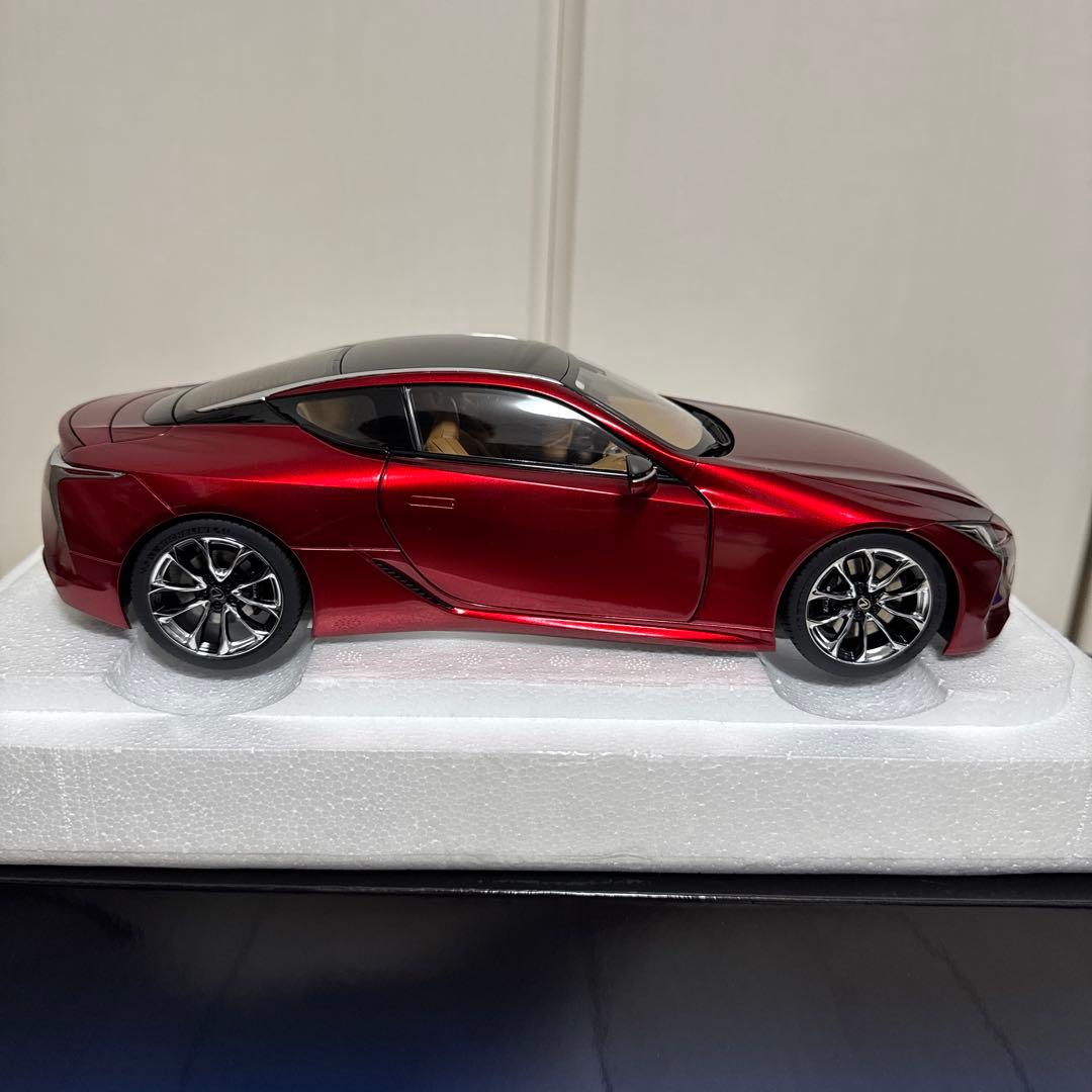 Autoart 1/18 レクサス LC500 メタリックレッド