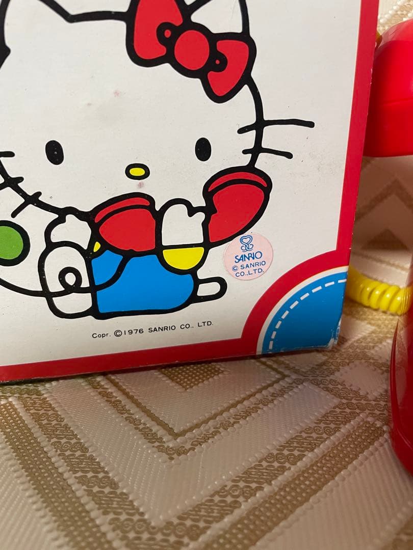 昭和レトロ　東邦化工　サンリオ　ハローキティ　キティちゃん　電話　当時物　希少