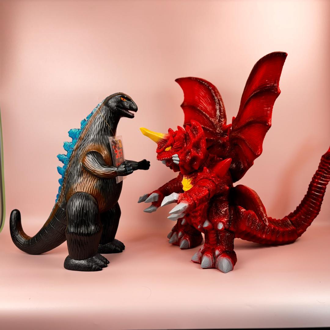 ゴジラ・ストア限定　マルサン×こがねむし　超弩級デストロイア