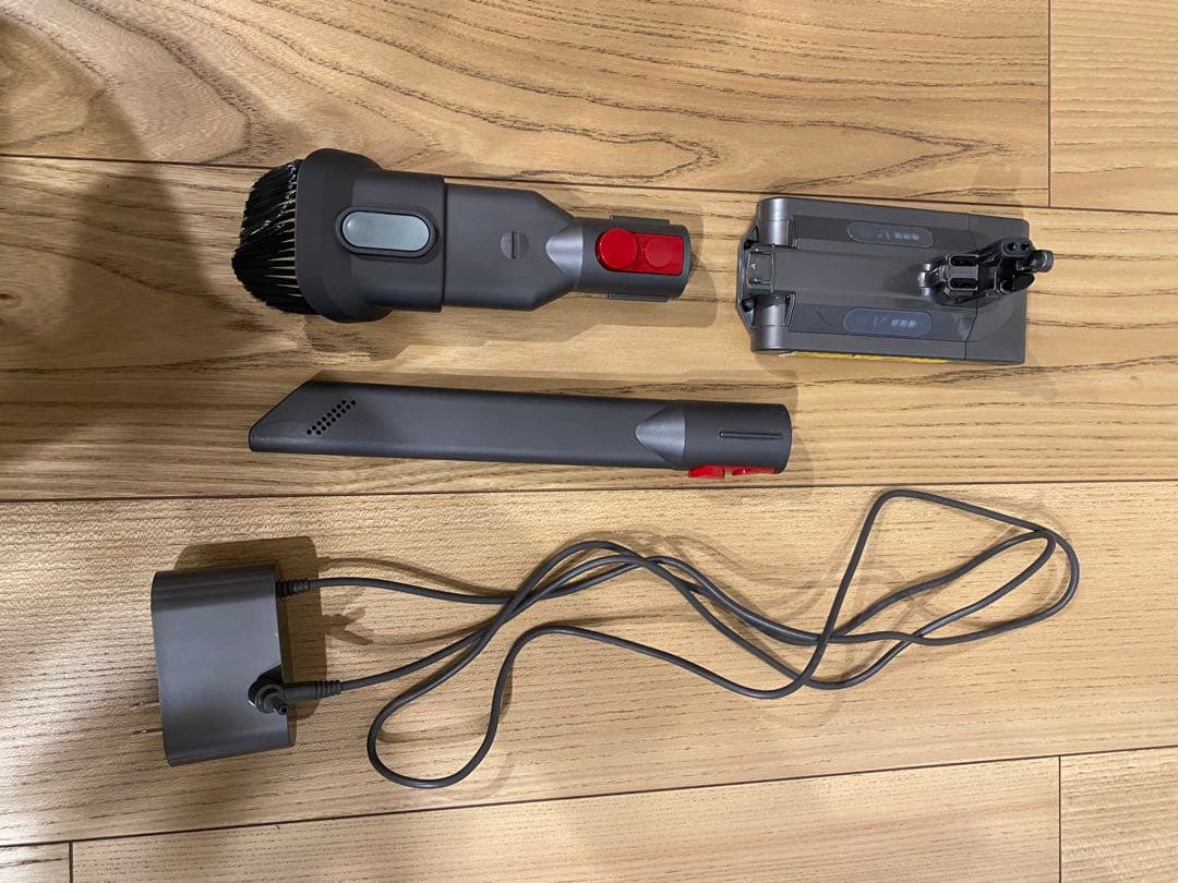 Dyson V10 fluffy 本体