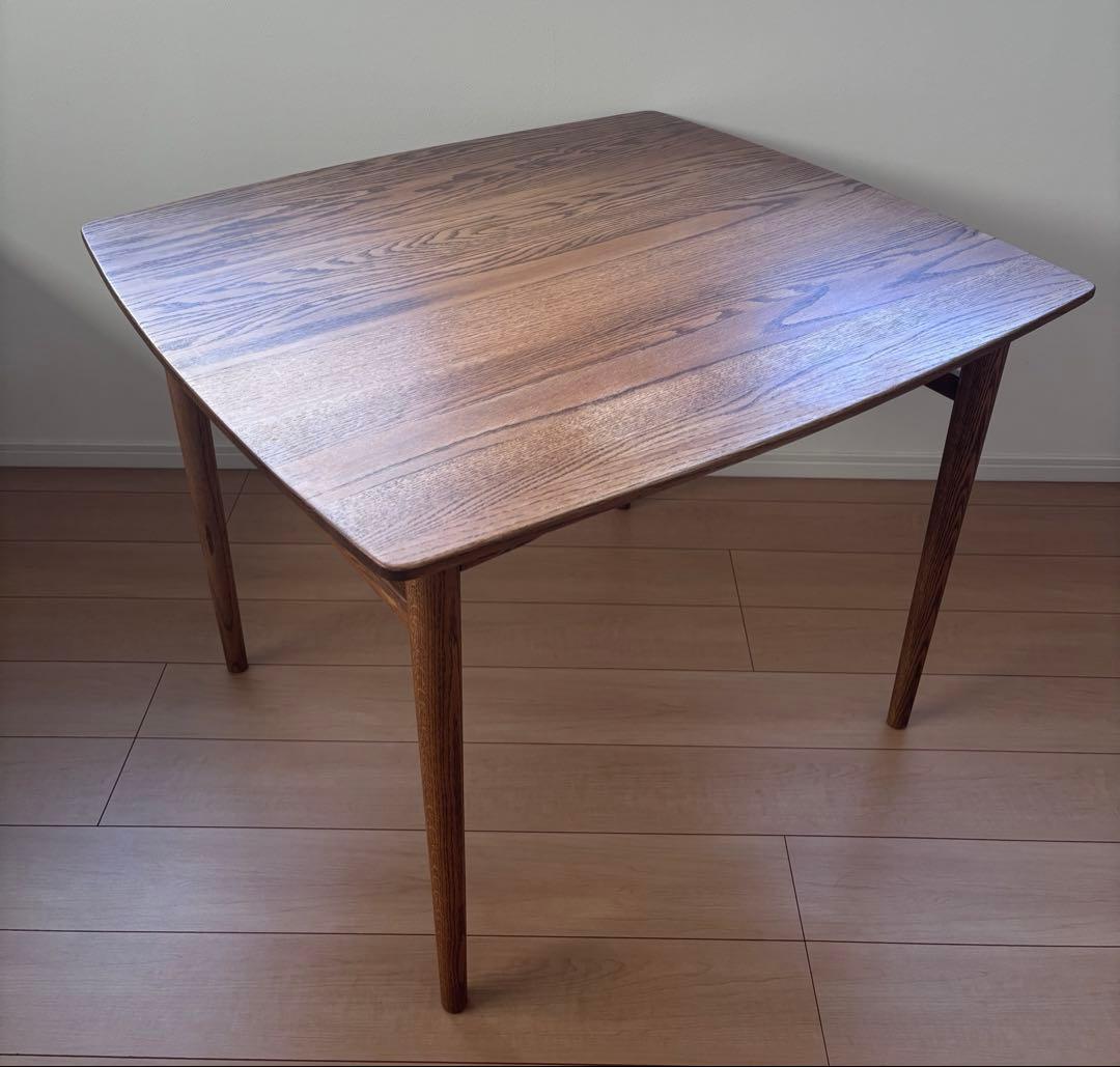 もっそ【美品】モモナチュラルダイニングテーブル VENT D TABLE