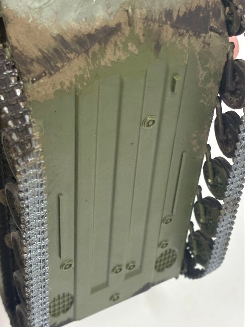 ズベズダ　1/35 BMD-2 完成品　装甲車　戦車　模型　