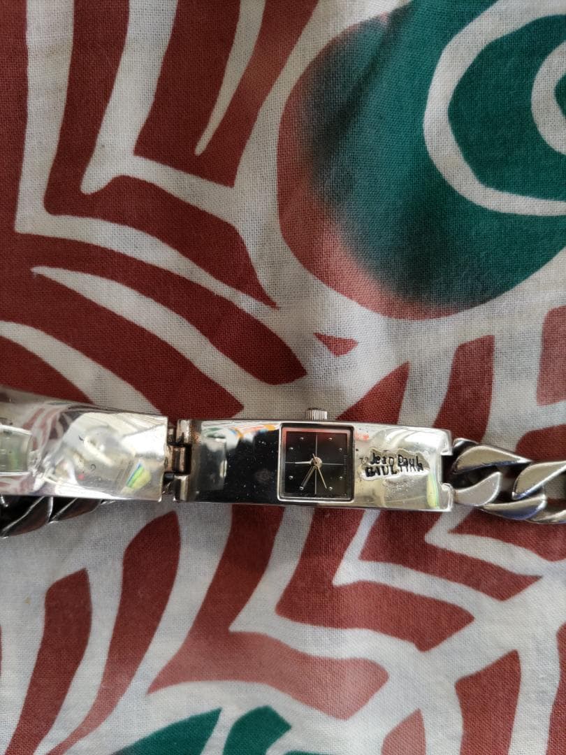 ゴルチエのシルバーブレスレット