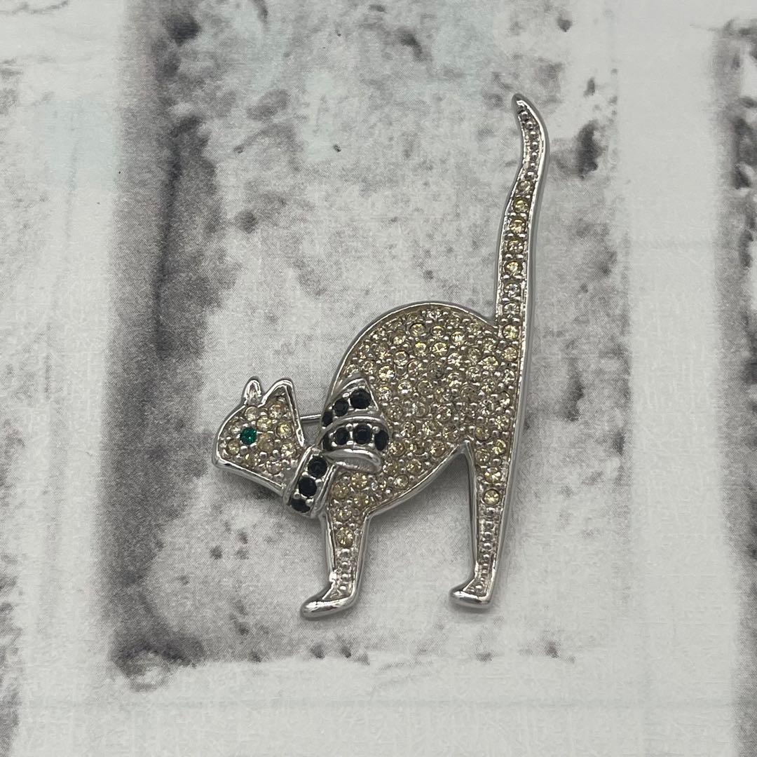 【極美品】ディオール キャットモチーフ シルバー　ラインストーン ブローチ