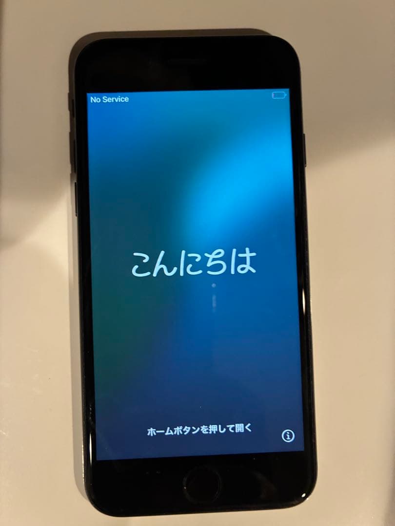 Apple iPhone SE (第3世代) ミッドナイト