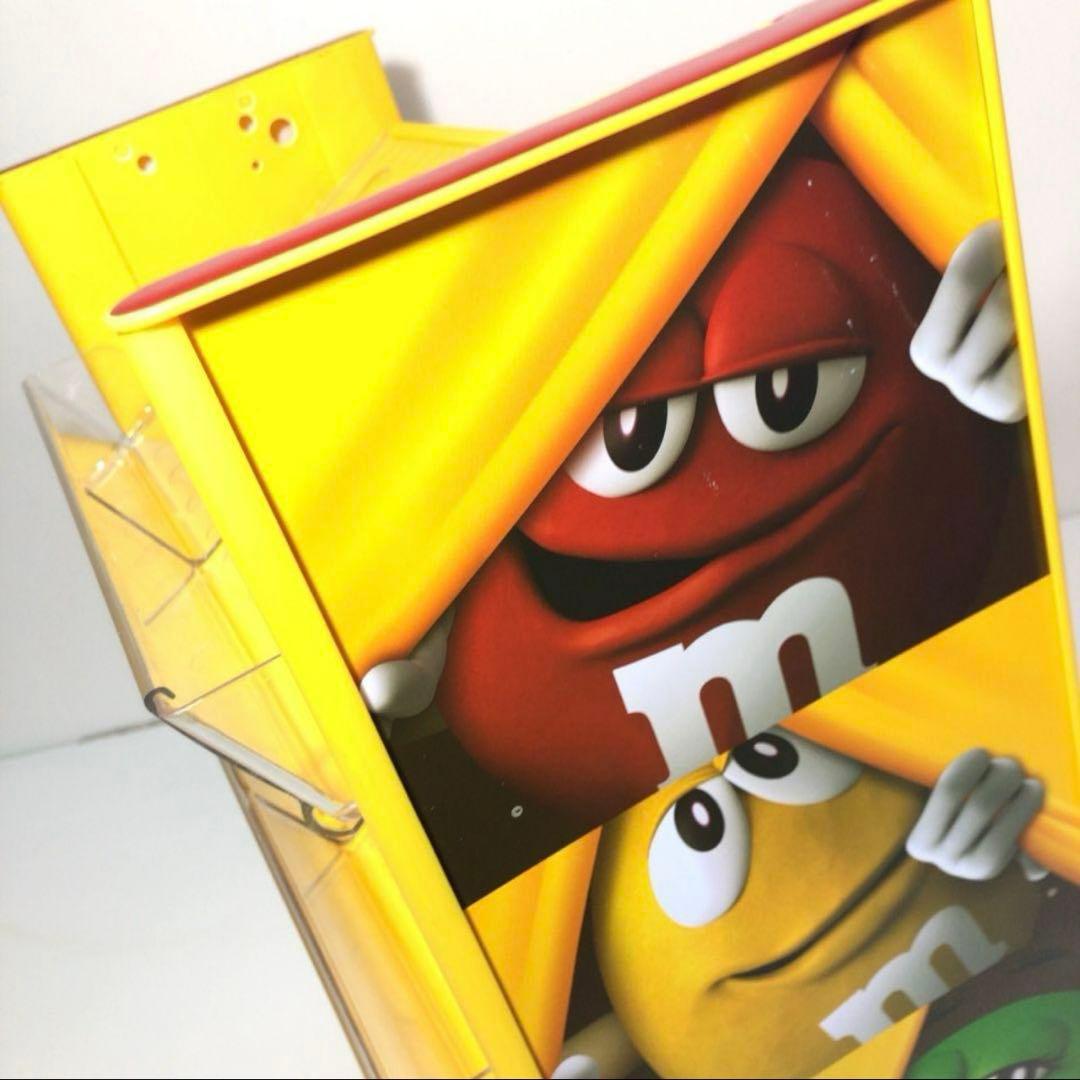 エムアンドエムズ　M&Ms キャンディ　ストアディスプレイ　シェルフ　アメトイ