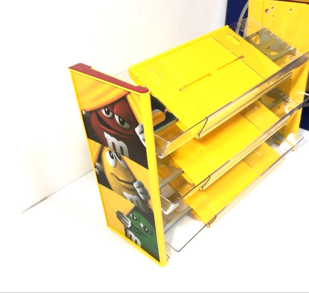 エムアンドエムズ　M&Ms キャンディ　ストアディスプレイ　シェルフ　アメトイ