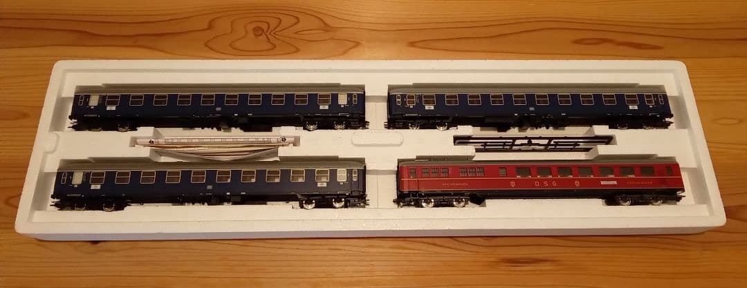 メルクリンHO #43929 1等客車・食堂車 4両セット DC改造済