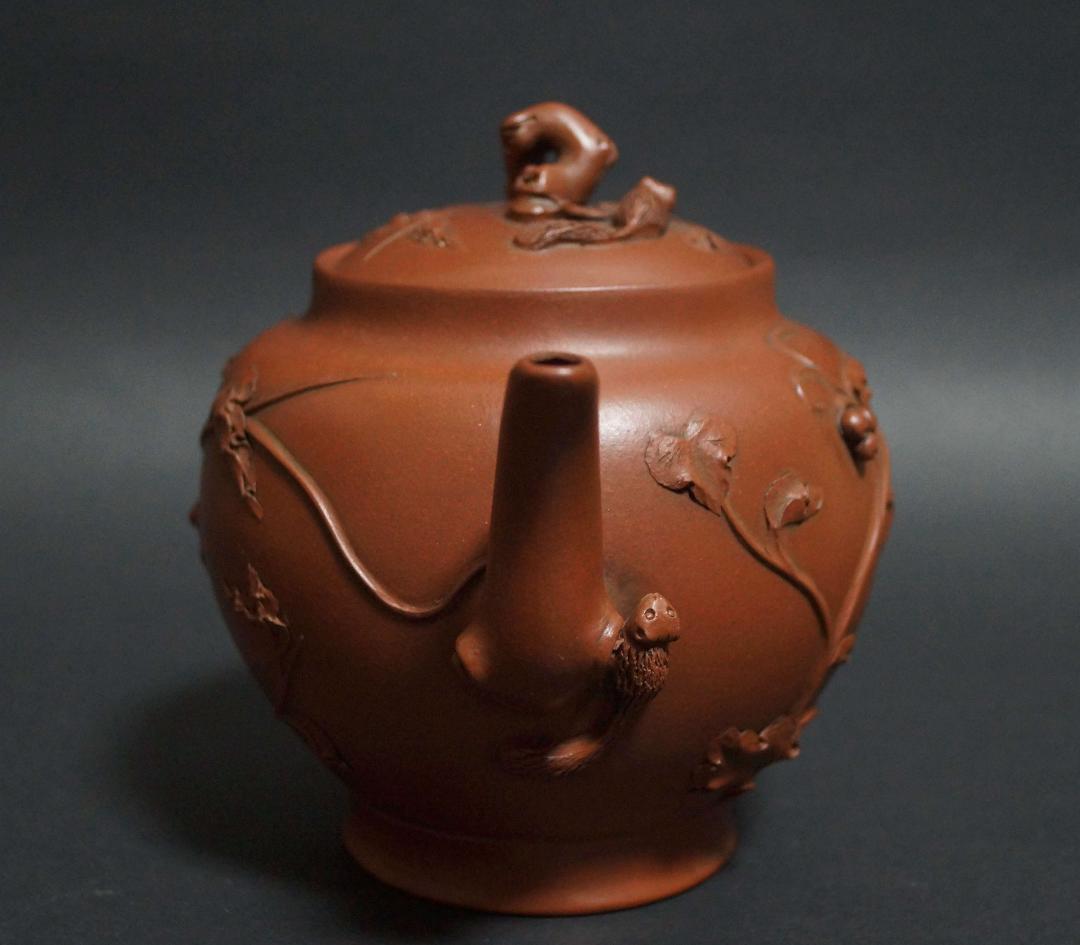 煎茶道具 萬寶款 粟鼠葡萄壺 細工彫り 後手紫砂壺 万宝造朱泥 急須茶器 茶道具