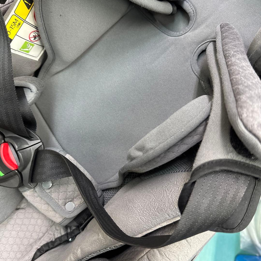 アップリカ　フラディアグロウ isofixプレミアム360°セーフティ　新生児