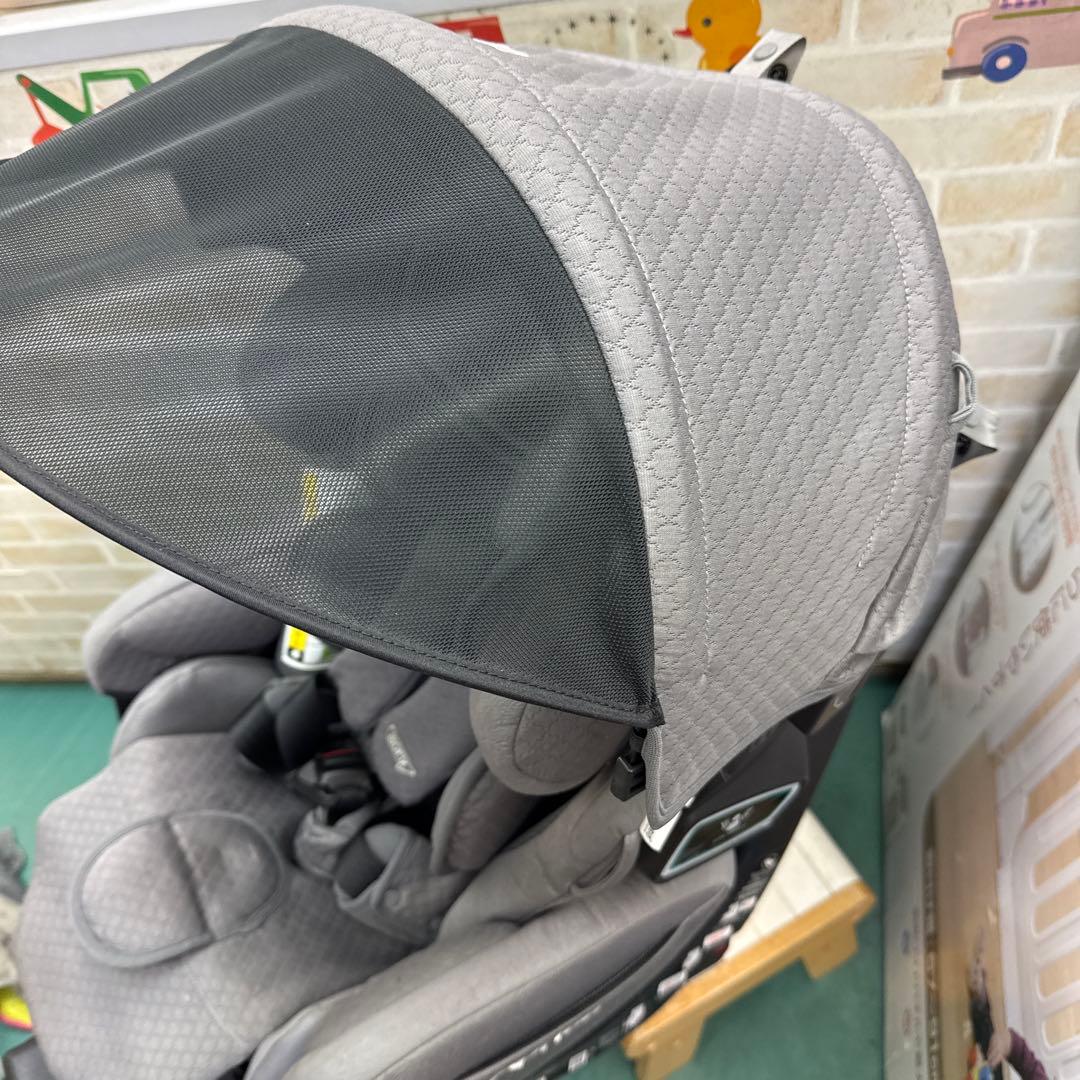 アップリカ　フラディアグロウ isofixプレミアム360°セーフティ　新生児