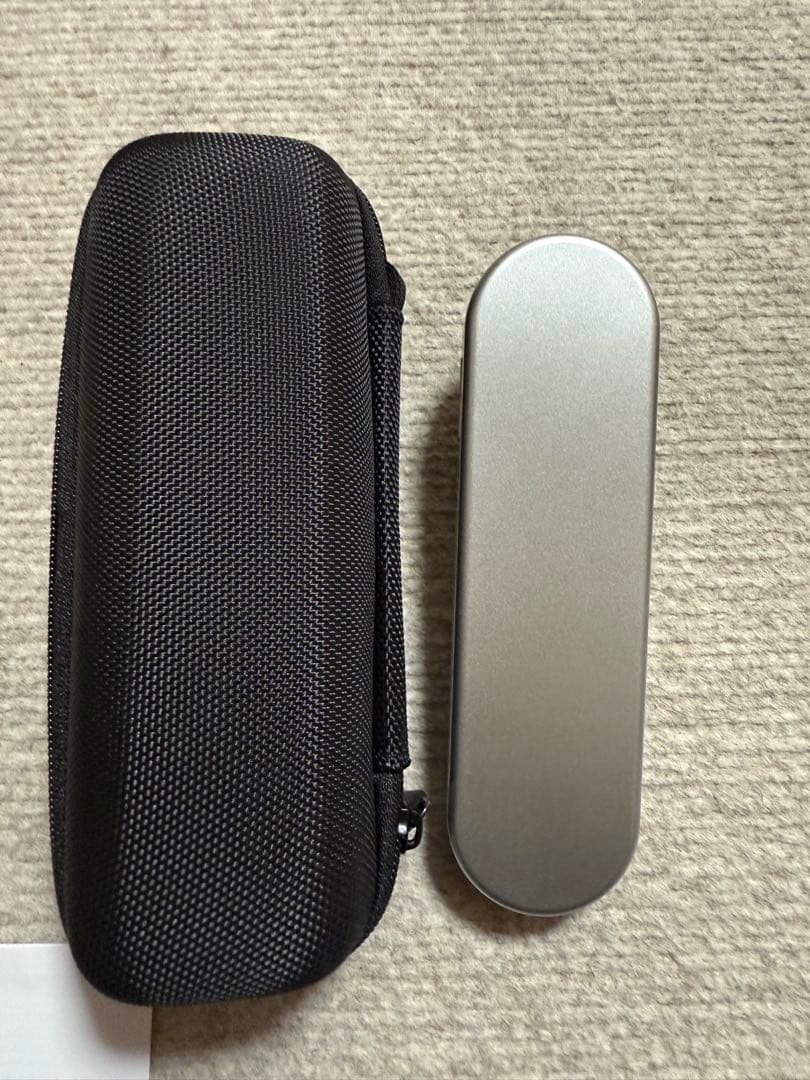 【ほぼ未使用】SALONIA EMS LIFT BRUSH 専用ケース付き