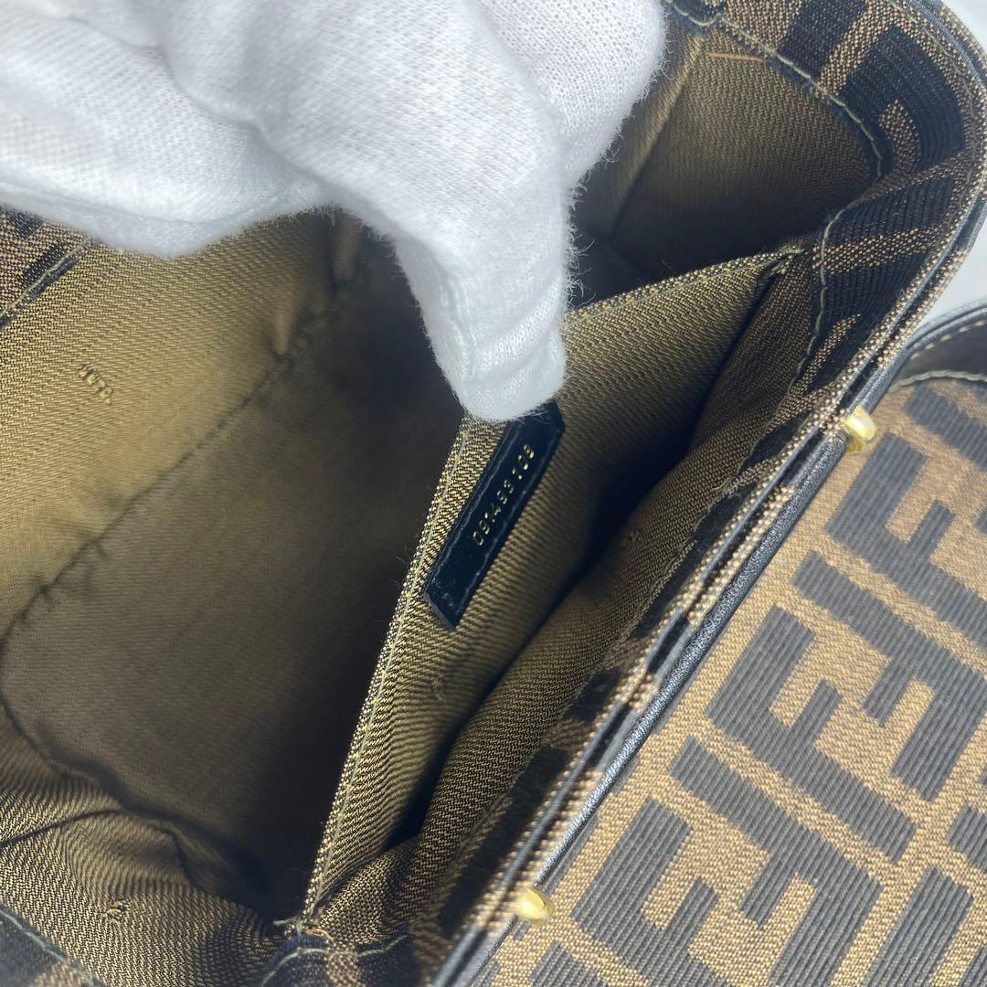 【美品】FENDI フェンディ ズッカ 2way ショルダーバッグ ヴァニティ