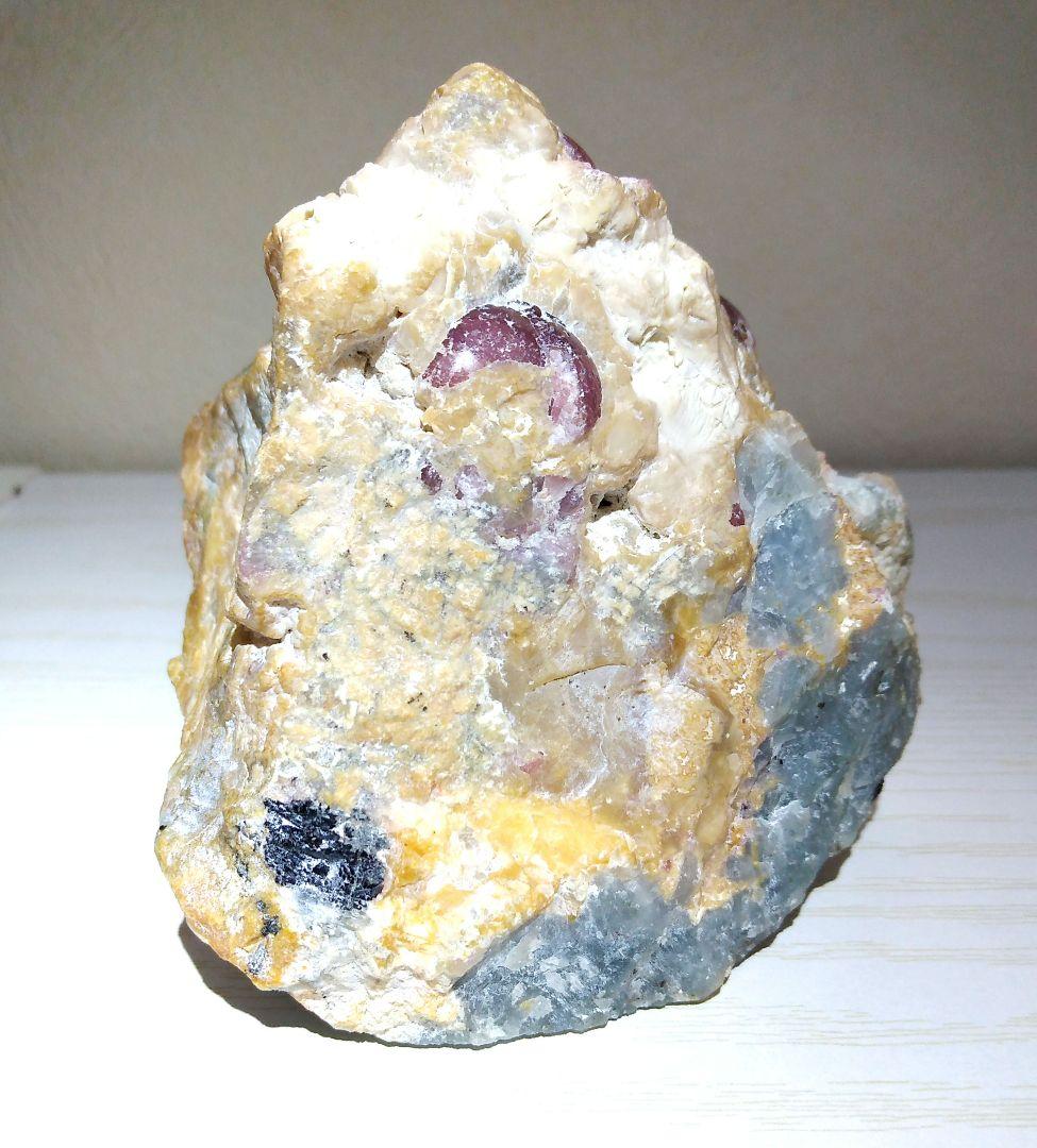 ミャンマー産 球状ルーべライト トルマリン　母岩付き 希少宝石鉱物標本