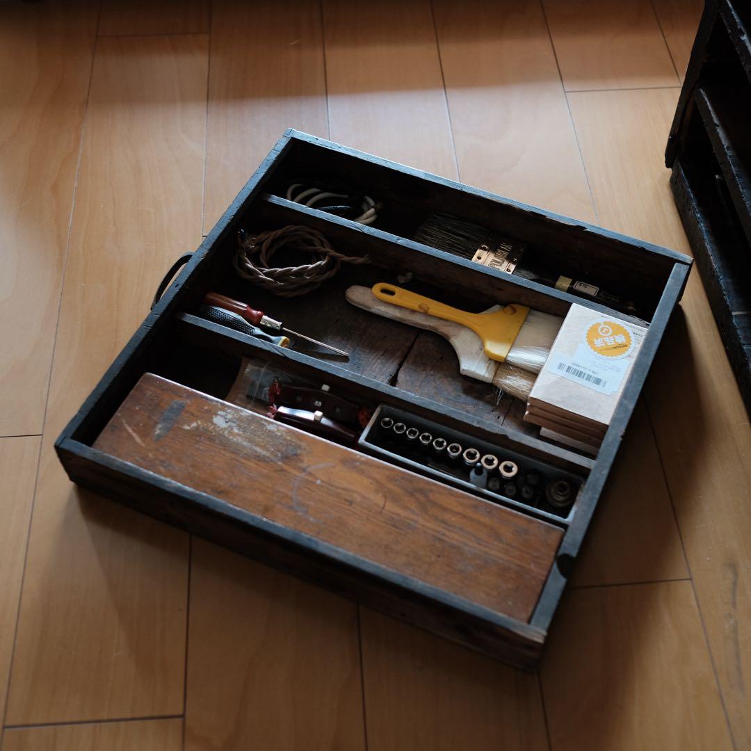 昭和時代の古い木製引き出し家具、大型収納キャビネット