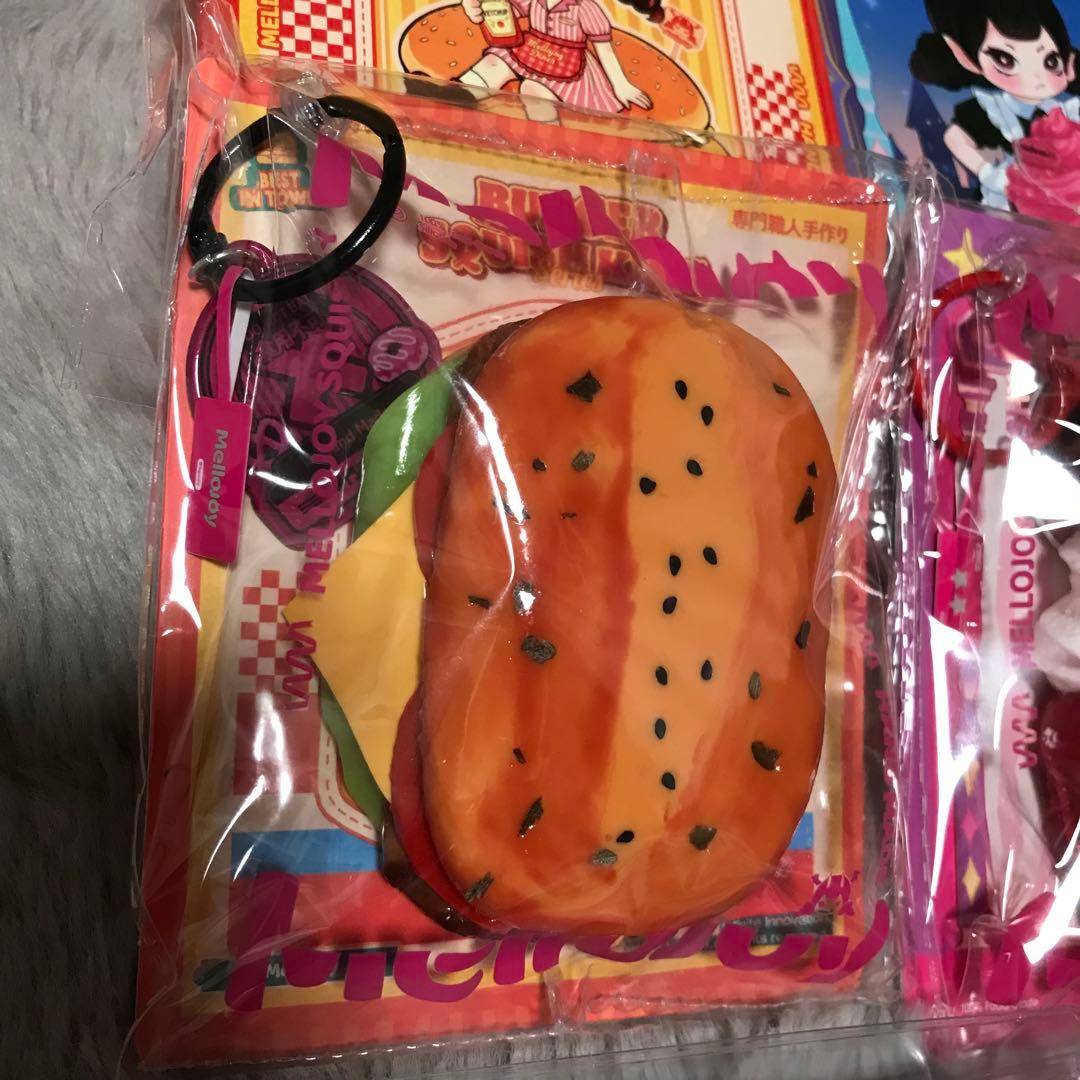 Mellojoy バーガー　大福　クリスマスパピーユキコ