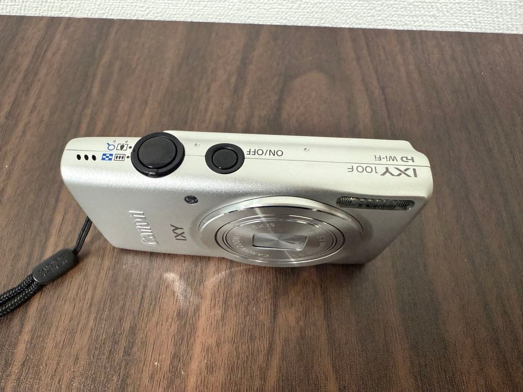 【美品】Canon IXY 100F キャノン　コンデジ
