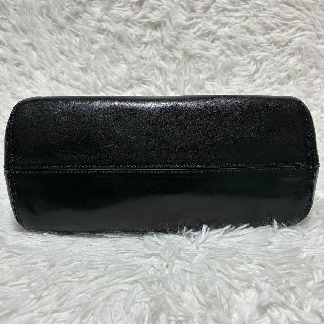 HIROFU ヒロフ　ワンショルダーバッグ　レザー　牛革　Hロゴ　ブラック