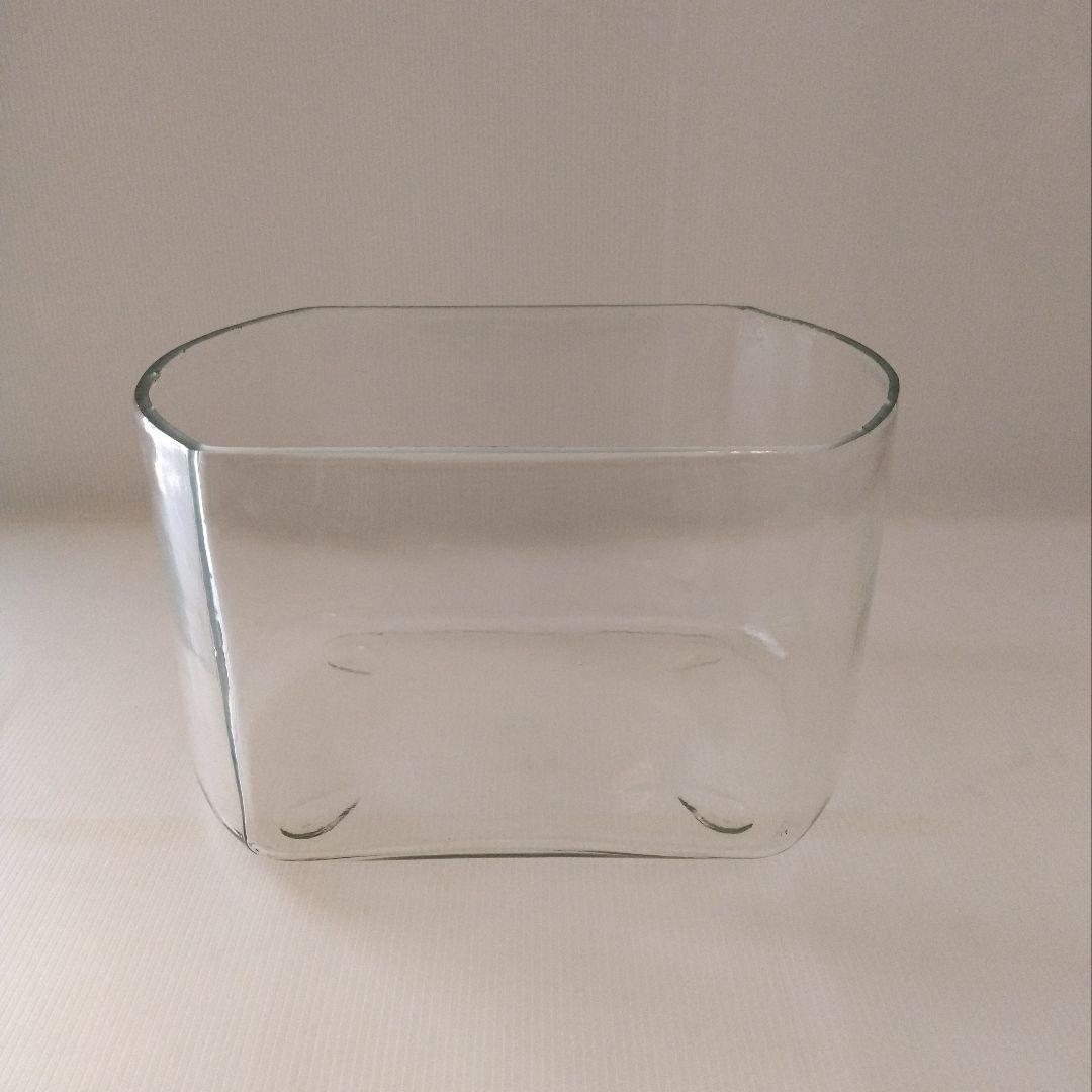 ゆらゆらガラス 楕円型 足付き 水槽