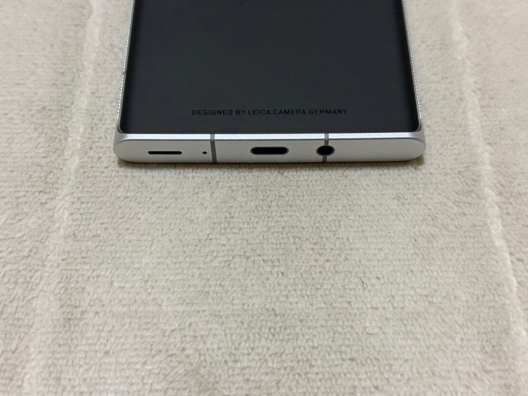 スマートフォン本体 SHARP Leitz Phone1 256GB