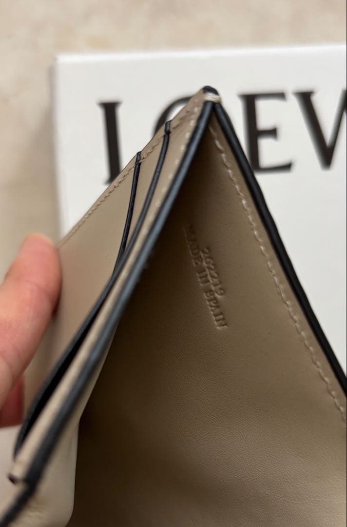 LOEWE　ロエベ　三つ折りウォレット