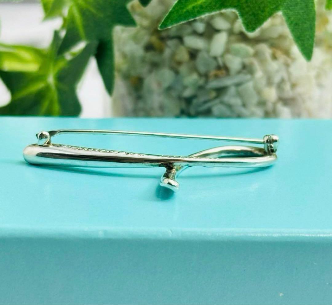 美品　Tiffany　ブローチ　コサージュ　アルファベット　L　シルバー