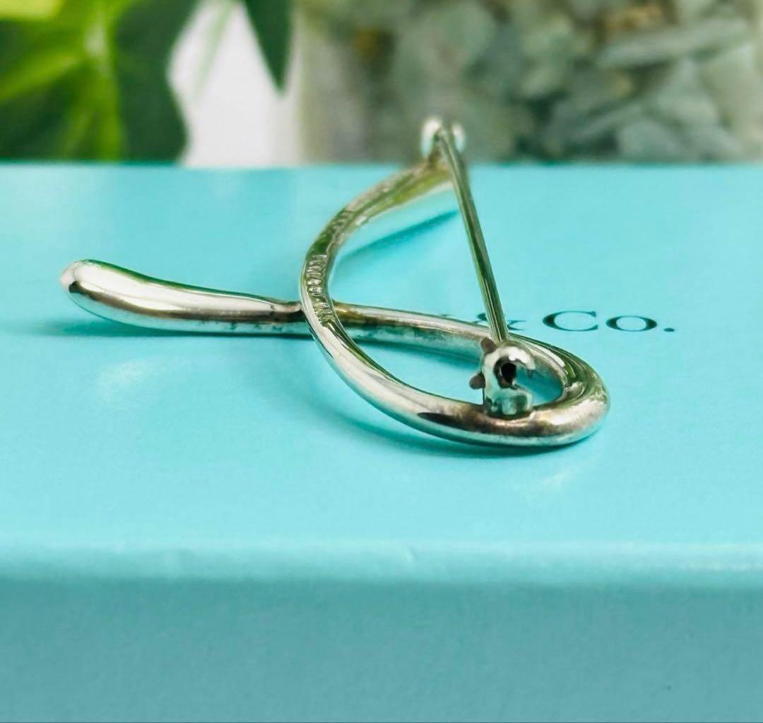 美品　Tiffany　ブローチ　コサージュ　アルファベット　L　シルバー
