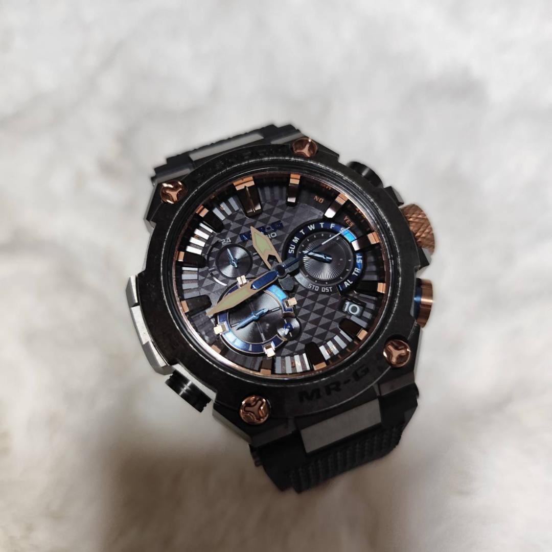カシオ G-SHOCK MRG-B2000R-1AJR 勝色 メンズ腕時計
