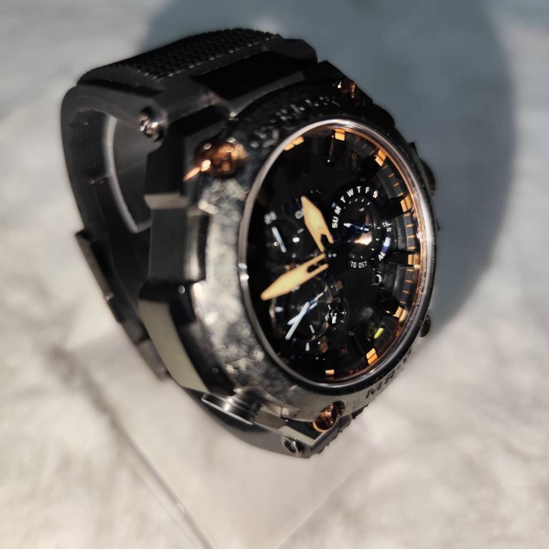 カシオ G-SHOCK MRG-B2000R-1AJR 勝色 メンズ腕時計