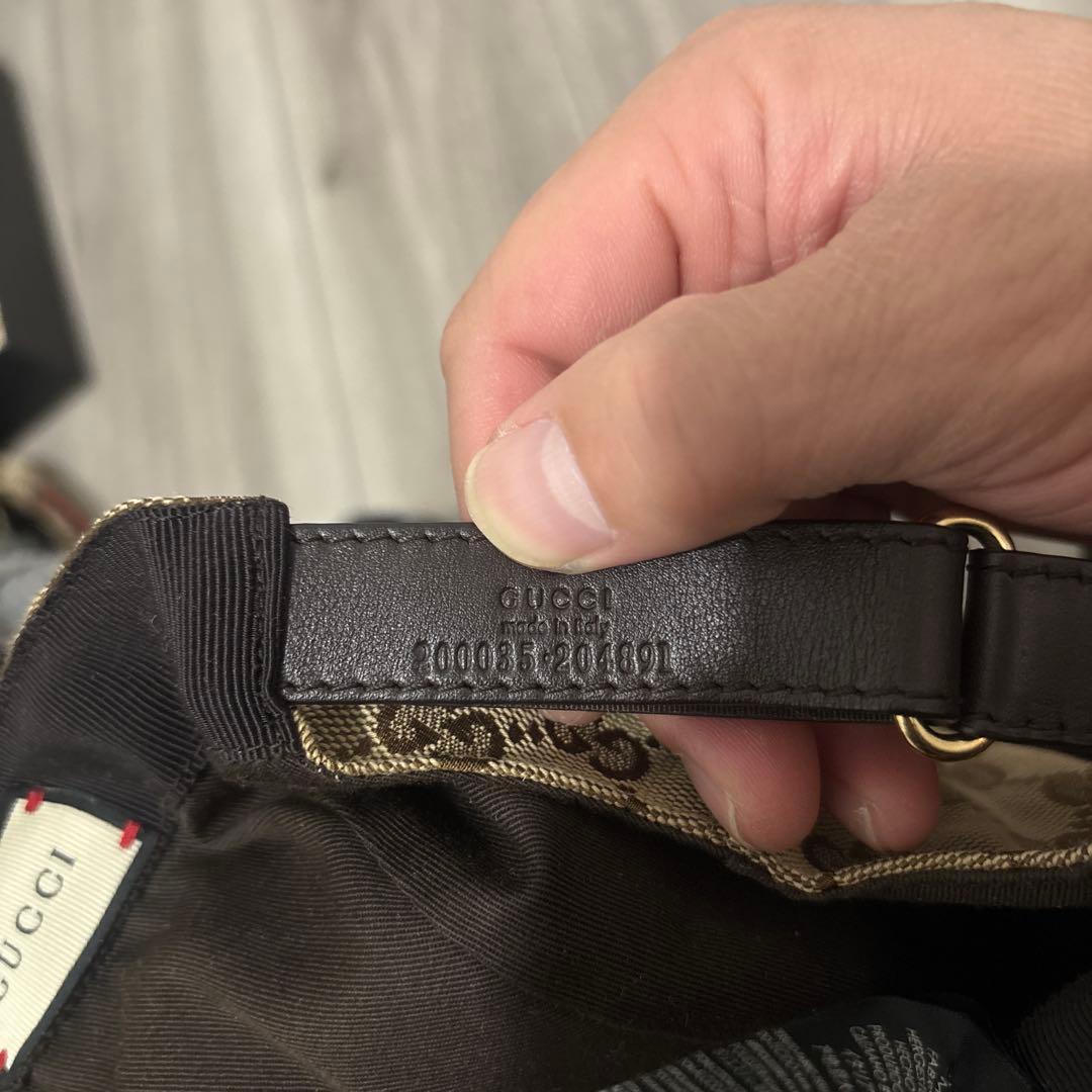 GUCCI ベースボールキャップ