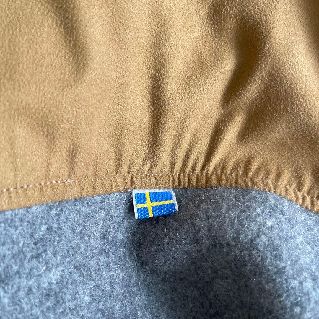 FJALLRAVEN ヴィンテージフード付、ウールアノラック　LLサイズ