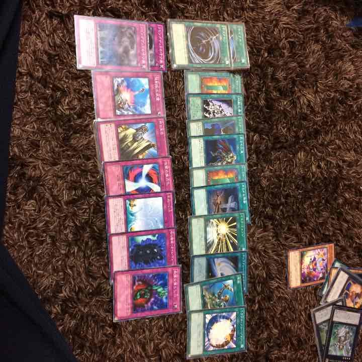 値段提示求 遊戯王ヒーローデッキ