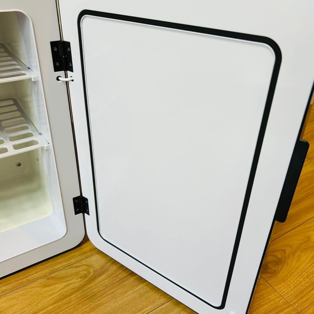 ベルソス　ダブルペルチェ冷温庫「VS-440BK」24L 冷蔵庫 デジタル