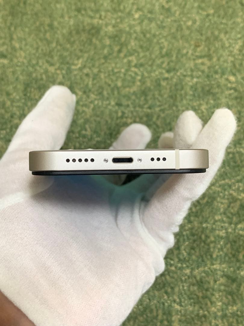 椎*ん様 【ほぼ新品同様】iPhone 14　スターライト128GB SIMフリ