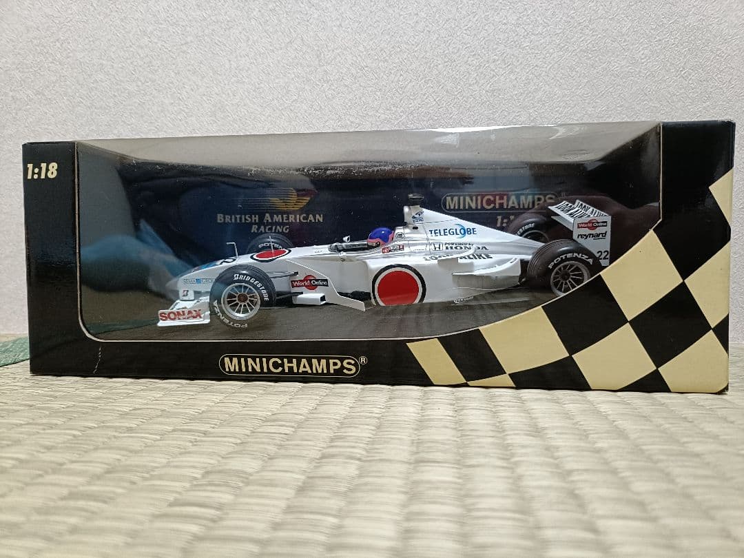 MINICHAMPS　F1 1:18 ミニカー