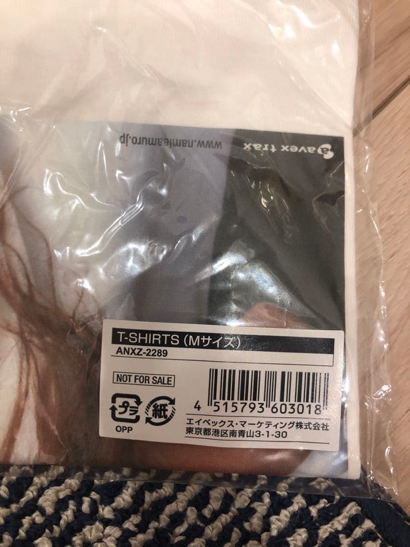 【新品】安室奈美恵 uncontrolled Tシャツ