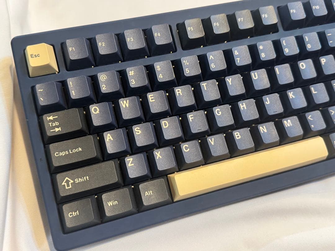 542＊VGN　S99　ワイヤレスメカニカルキーボード　ゲーミング　ネイビー