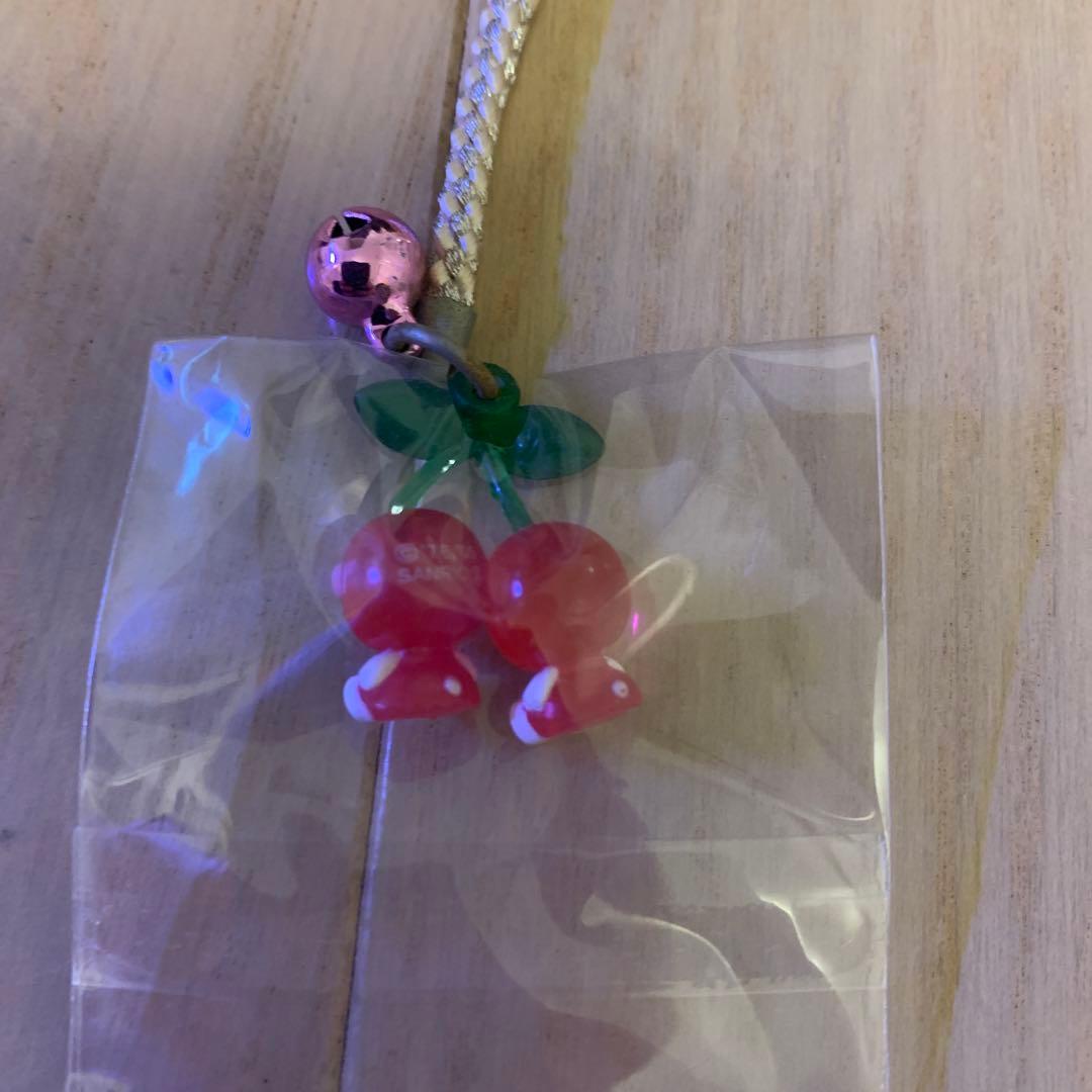 【レア】ご当地キティ　山形限定　さくらんぼバージョン　ハローキティ　根付