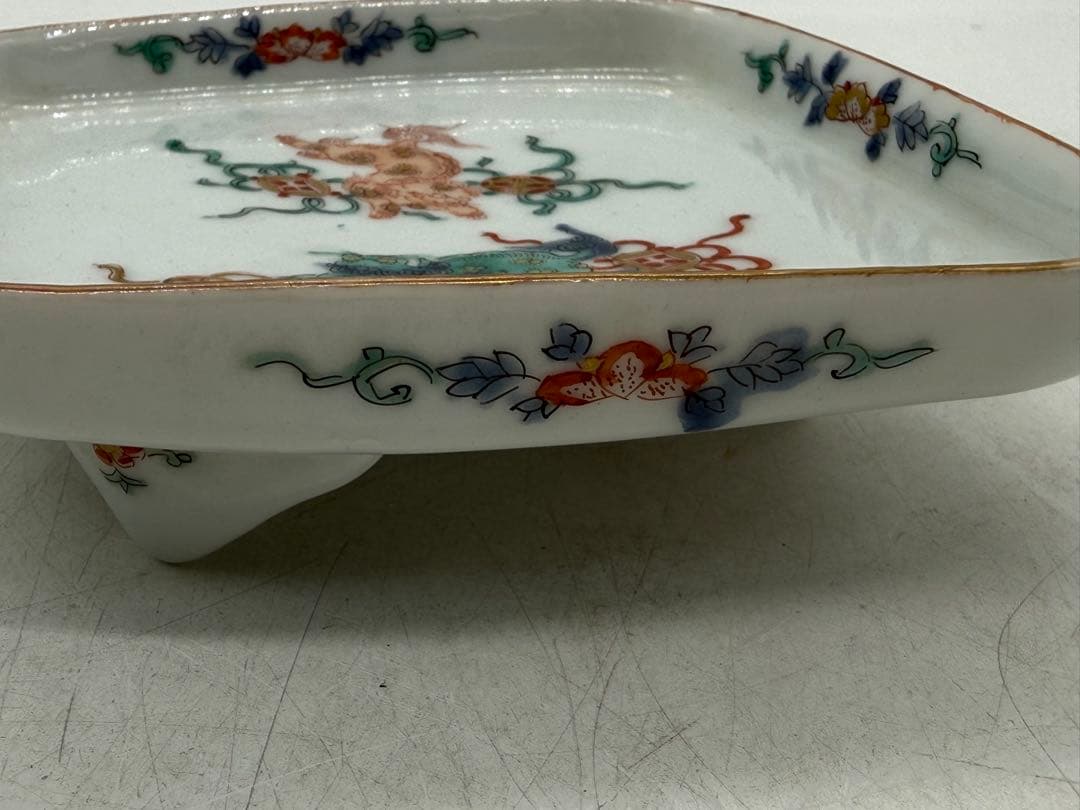 柿右衛門　獅子紋　三足菱形小皿② 送料込み251220