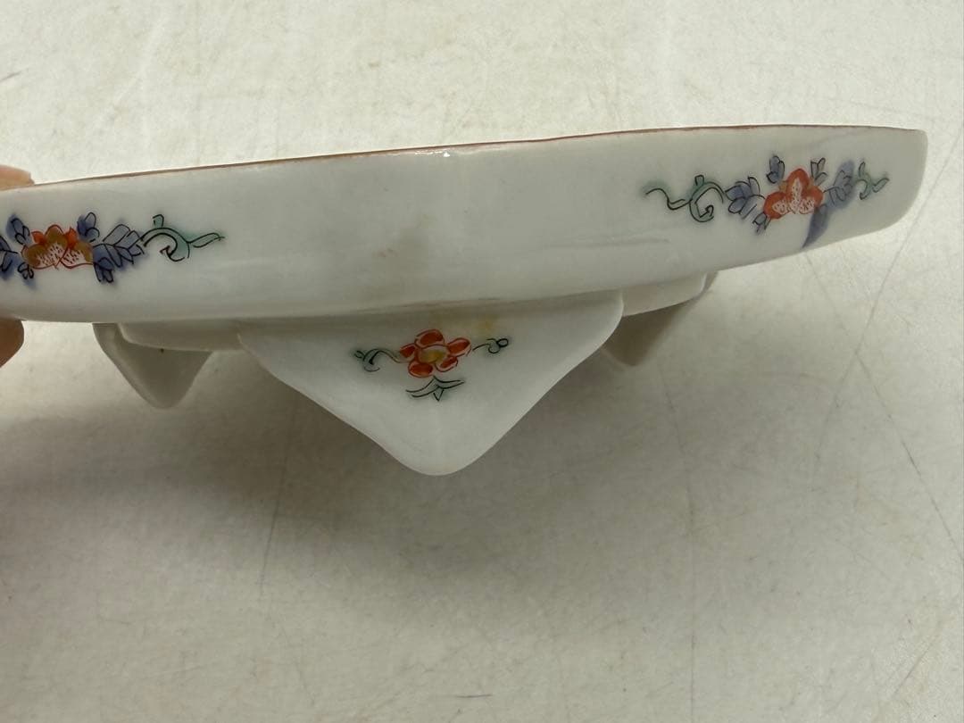 柿右衛門　獅子紋　三足菱形小皿② 送料込み251220