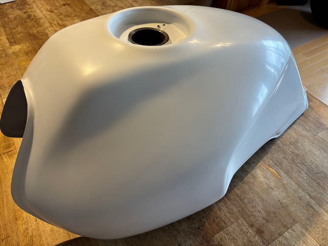 ホンダ CB400SF NC31 純正タンク レストア品 仕上げ用