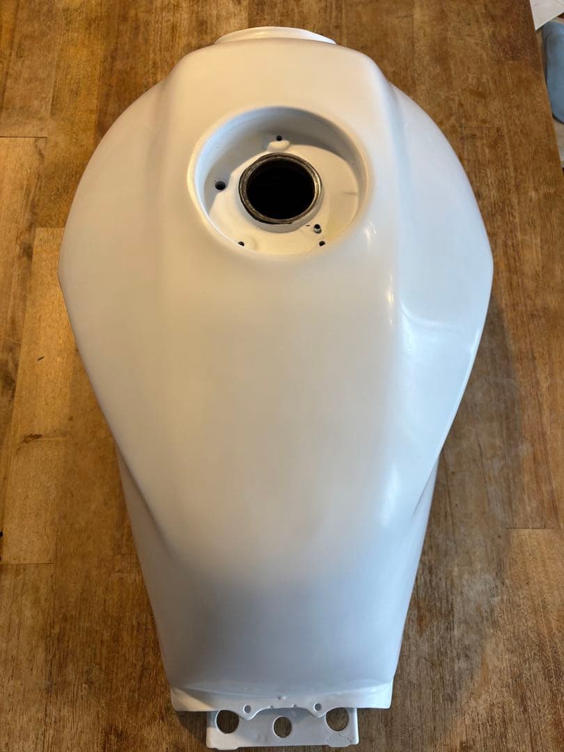 ホンダ CB400SF NC31 純正タンク レストア品 仕上げ用