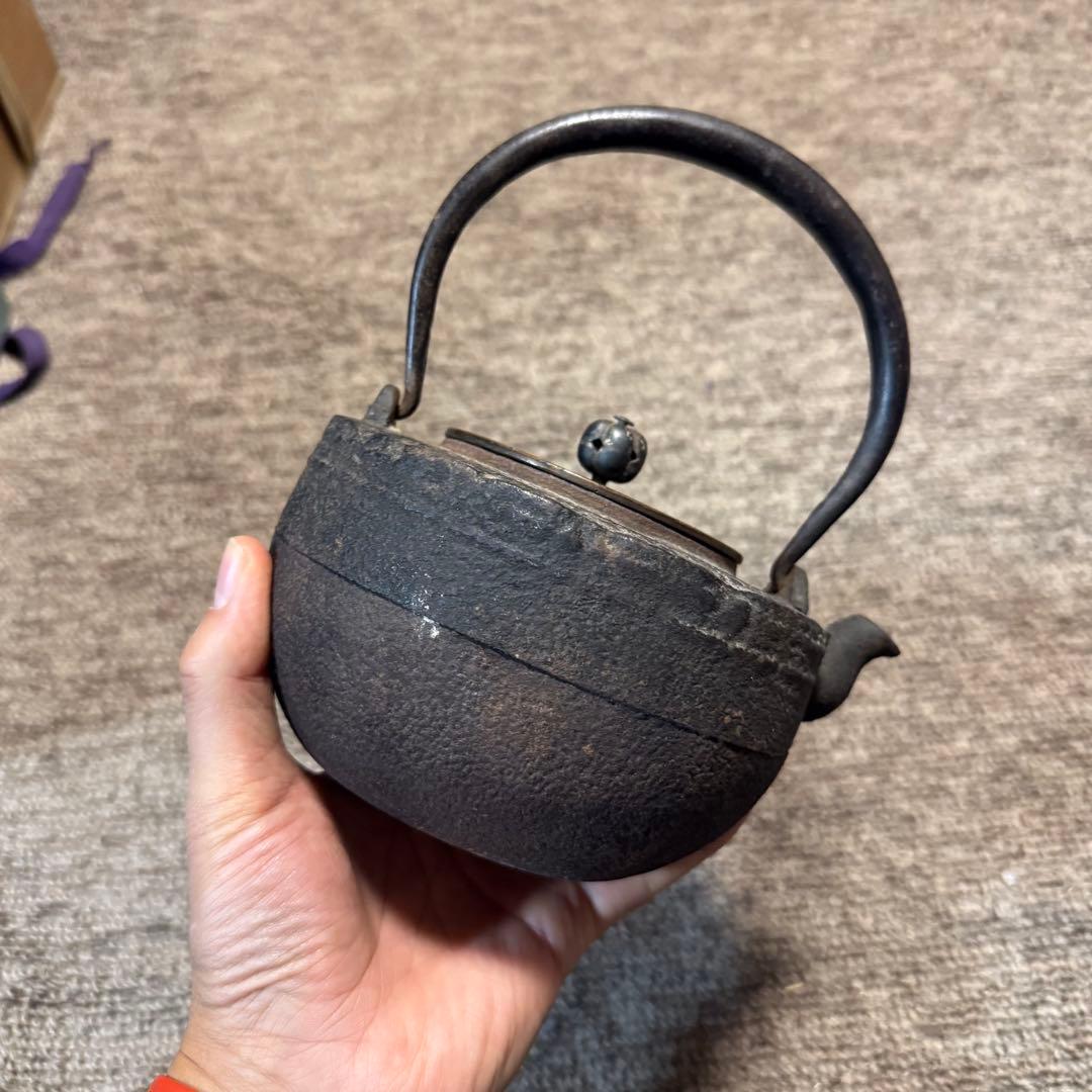 鉄瓶　銀摘付　鉄器　 アンティーク　骨董品　レトロ　鉄びん　茶道具