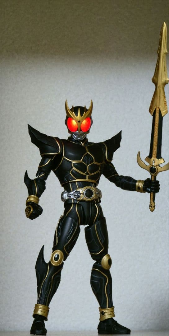 【新品】フィギュアーツ真骨彫専用　仮面ライダークウガアルティメット　発光ヘッド