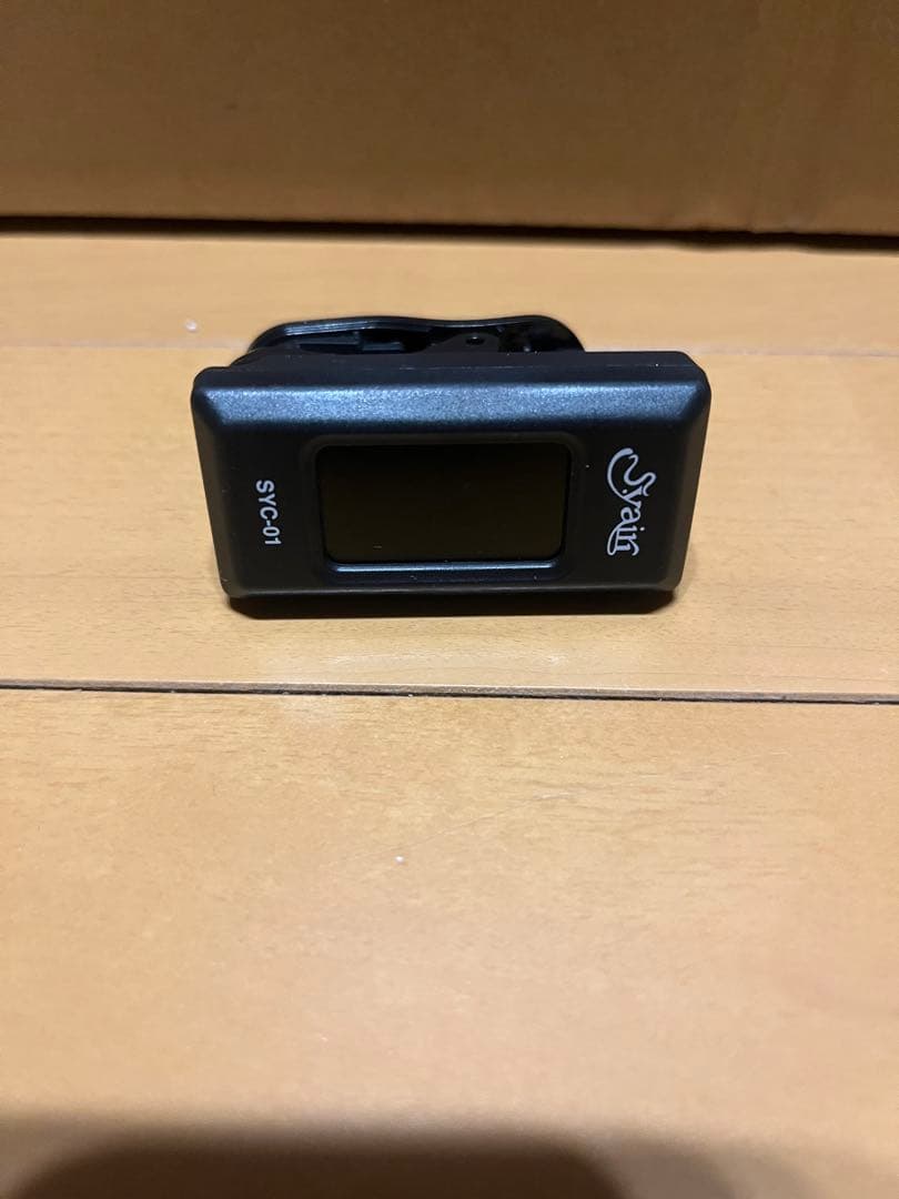 SELDER ベースギター ホワイト