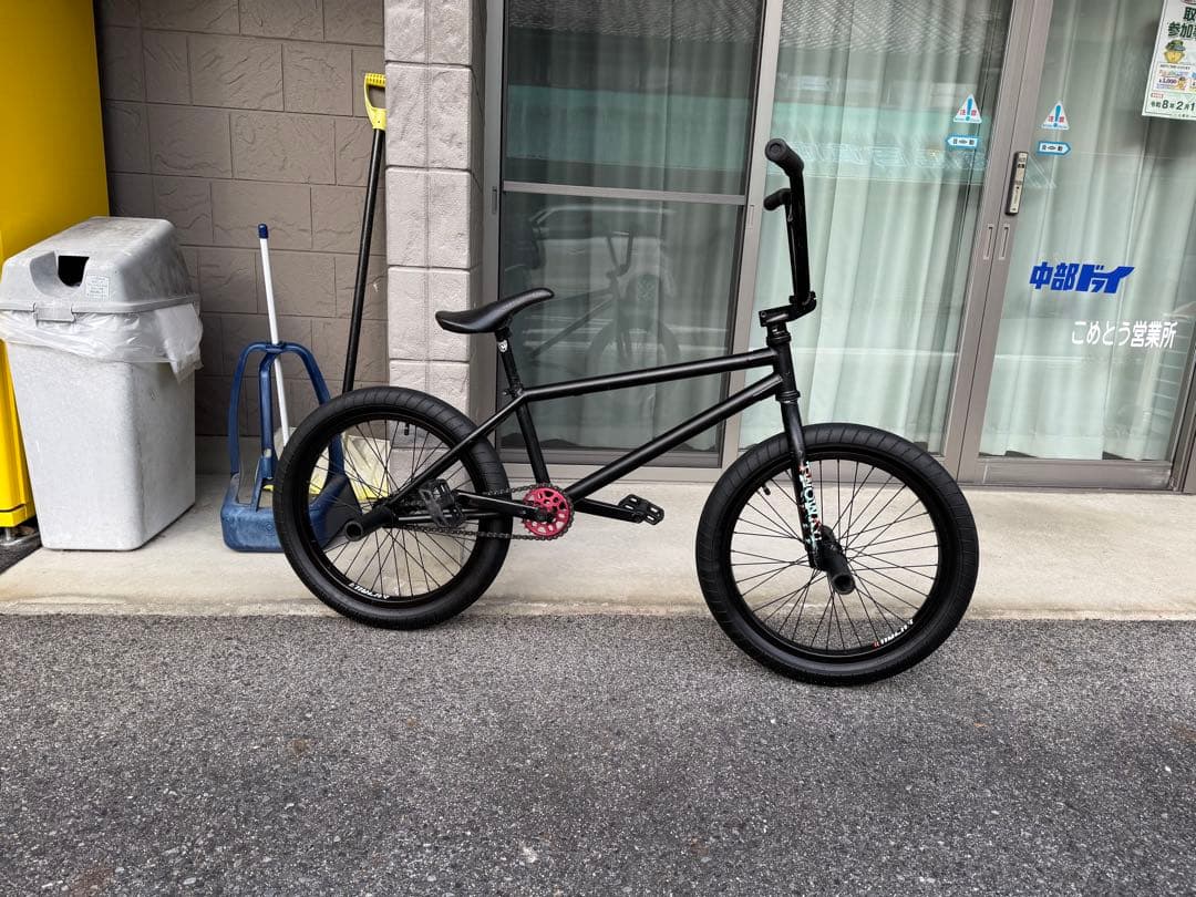 BMX CULT DAK カスタム 20”